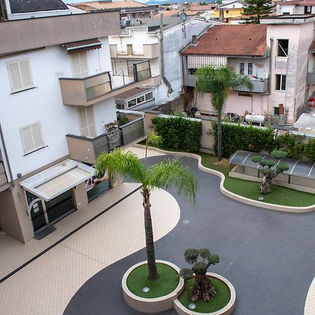 Casa Vacanza Lareggia Con Garage San Prisco Ngoại thất bức ảnh