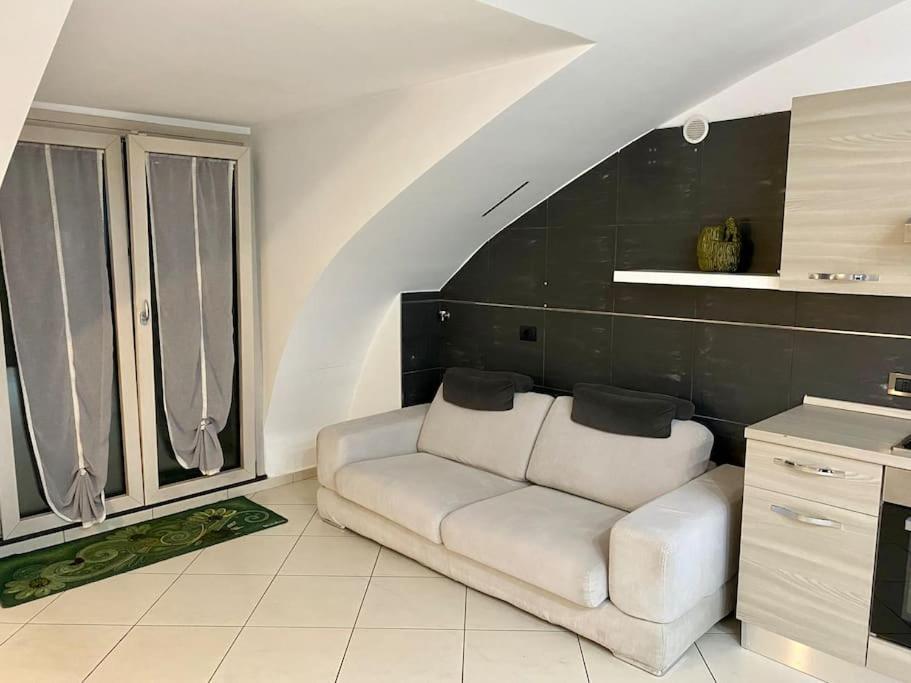 Casa Vacanza Lareggia Con Garage San Prisco Ngoại thất bức ảnh